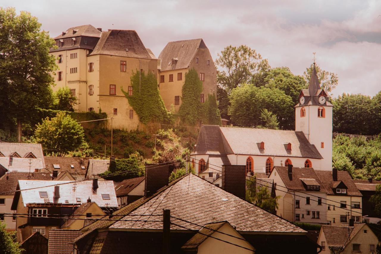 Alte Landratsvilla Hotel Bender Westerburg  Exteriör bild